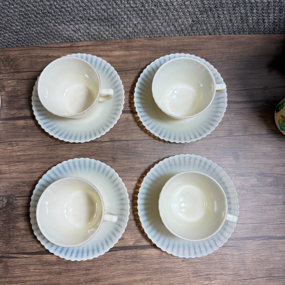 Petalware Cremax Beige Cups & Saucers MacBeth-Evans 1930-1940 Set of 4 UV GLOW